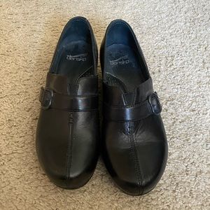 Closed Toe Clogs